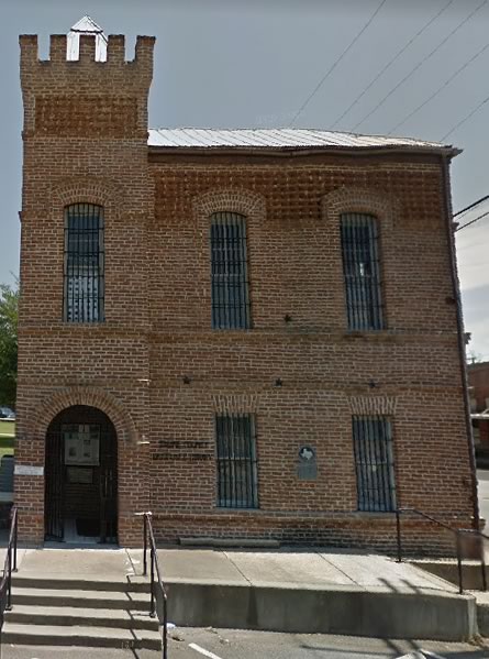 The old jail in downtown Hemphill built in 1904 and used by Sabine County until 1982. The old jail in downtown Hemphill built in 1904 and used by Sabine County until 1982.