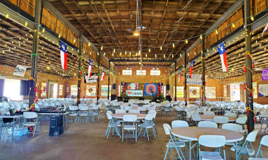 Picker's Pavilion interior in Lindale