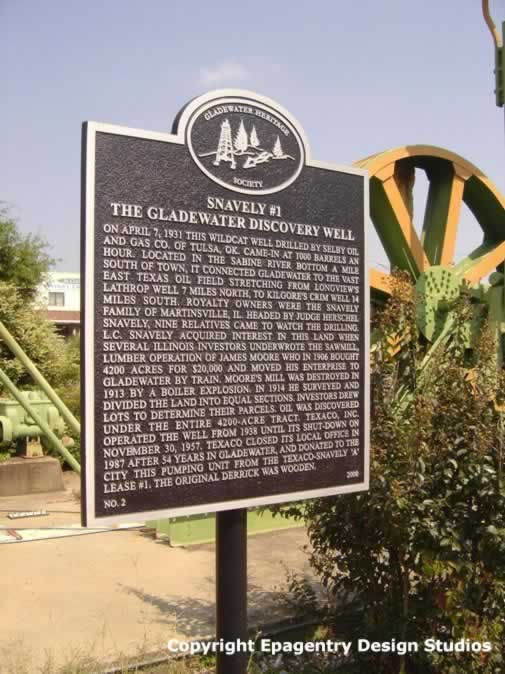Gladwater Heritage Society Marker - Downtown Gladewater, Texas - Snavely #1 - The Gladewater Discovery Oil Well